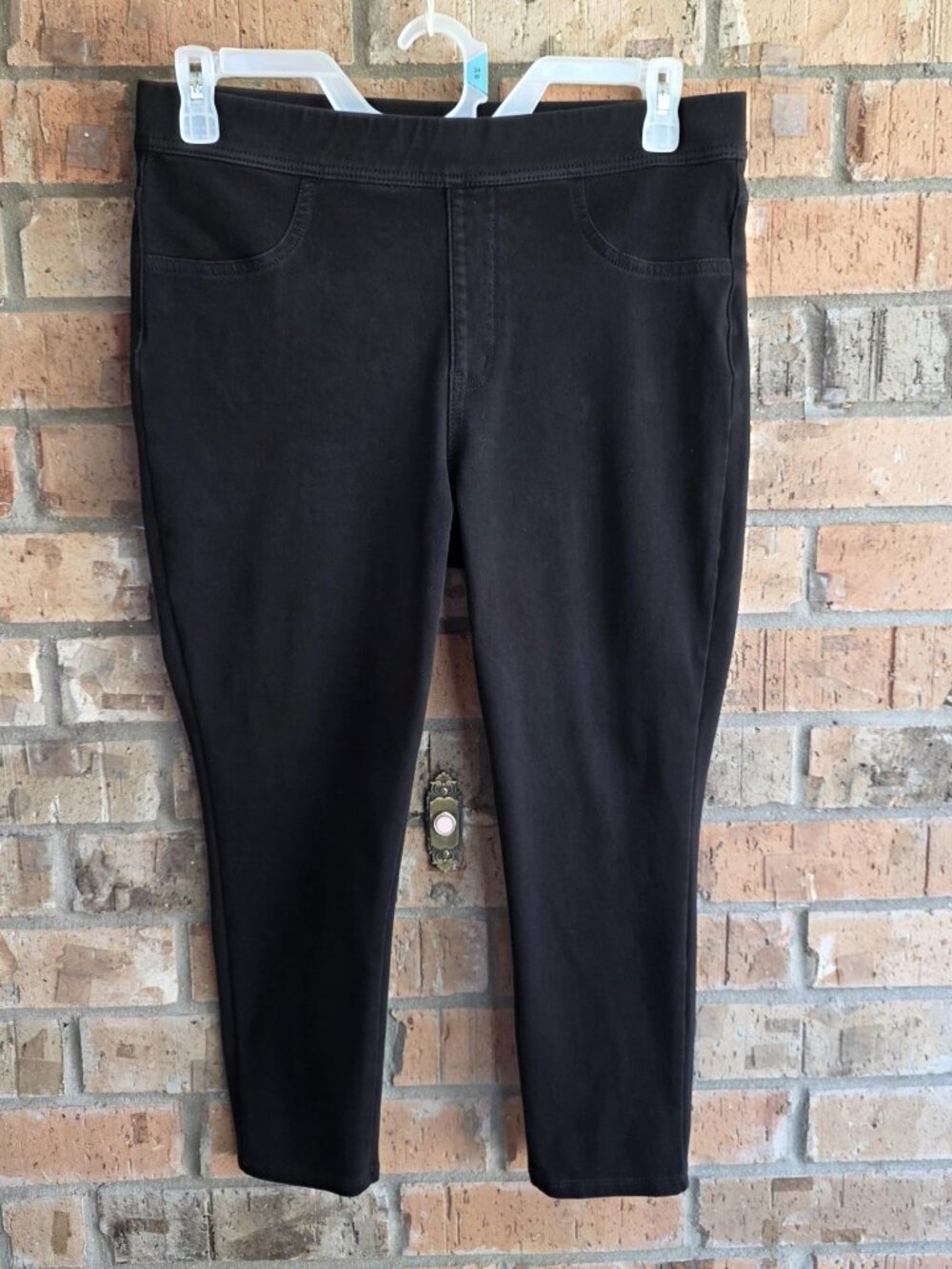 Time And Tru Womens Cropped Jeggings Jeans Pull On Comfort Waist Black Size XL - Picture 7 of 7